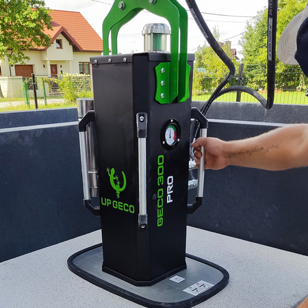 Hydraulic Vacuum Lifter for Excavators, Construction and Industrial Equipment: GECO 300 PRO